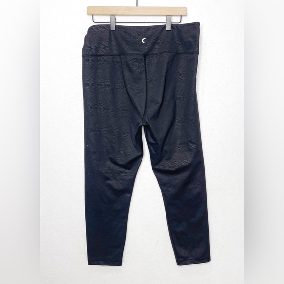 Zyia Black Snake Print Hi-Rise Leggings Size 20 - Picture 2 of 5